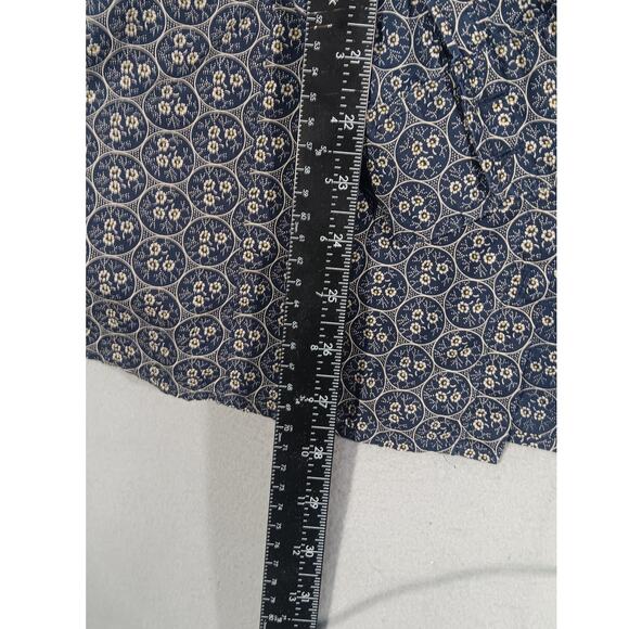 Eddie Bauer XL Vintage Floral Geometric Cotton Button Shirt Made in Macau - Picture 3 of 5